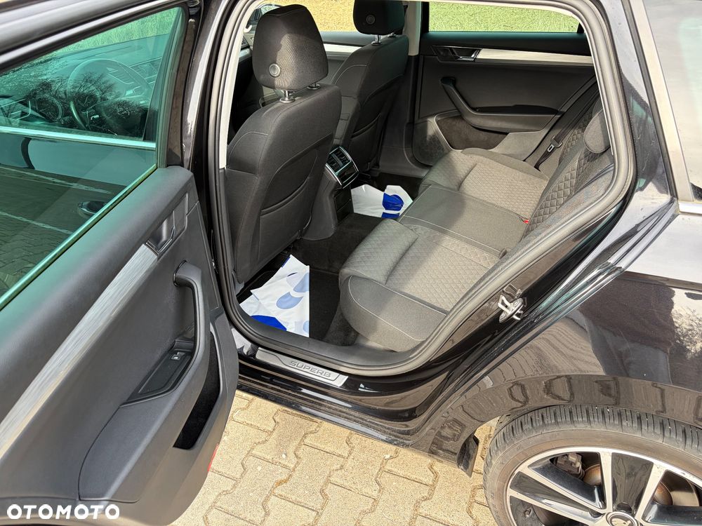 Skoda Superb 2.0 TDI Ambition DSG7 - 14