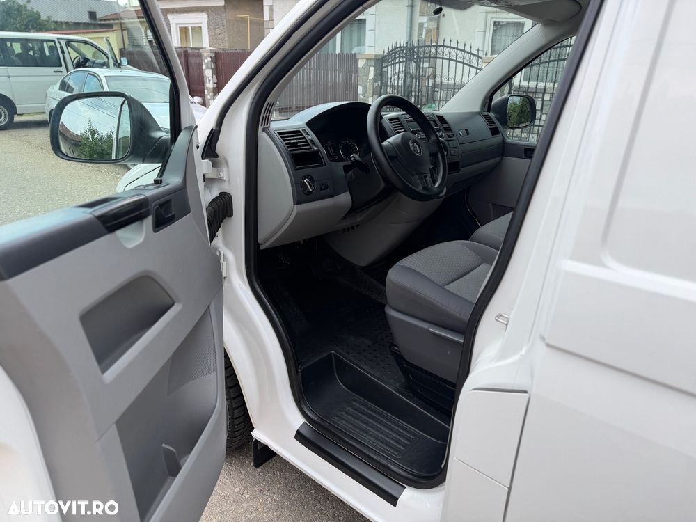 Volkswagen Transporter - 5