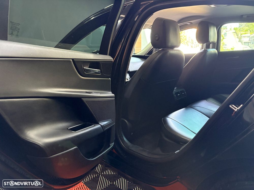 Jaguar XE E-Performance Aut. Prestige - 30