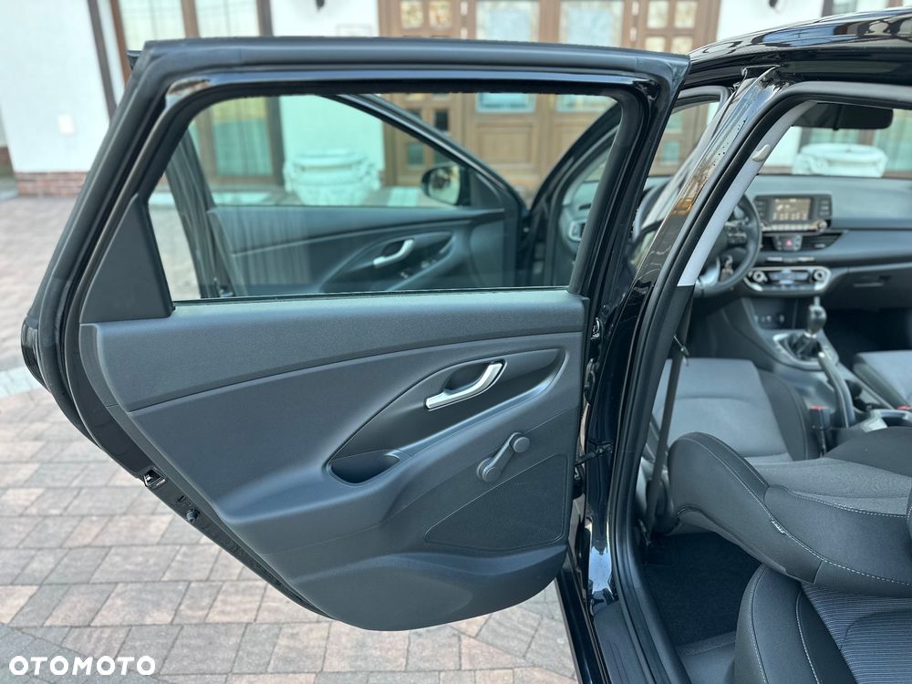 Hyundai i30 1.4 Passion Plus - 29