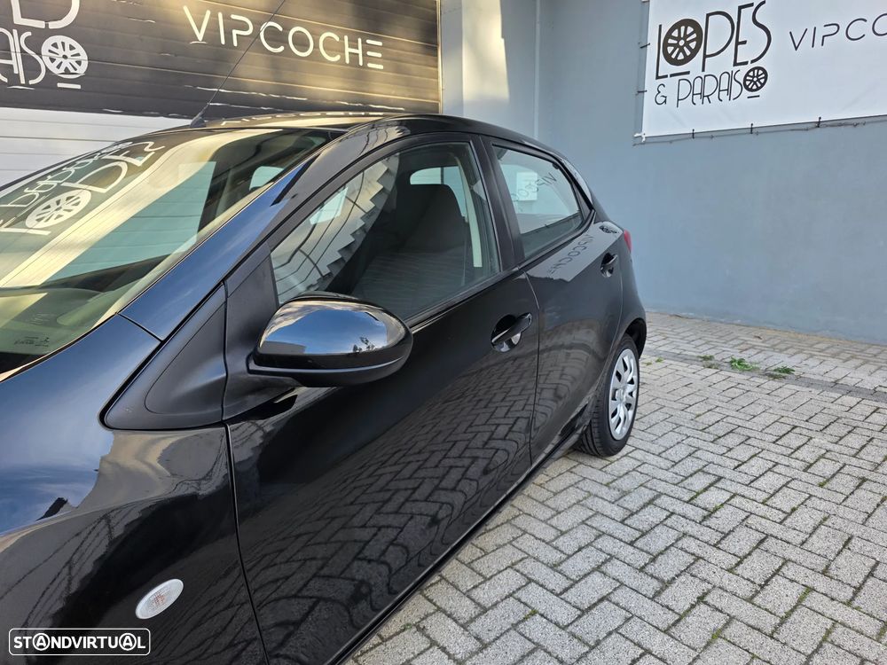 Mazda 2 1.3 MZR Exclusive - 24