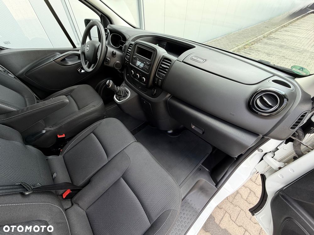 Nissan NV300 - 28