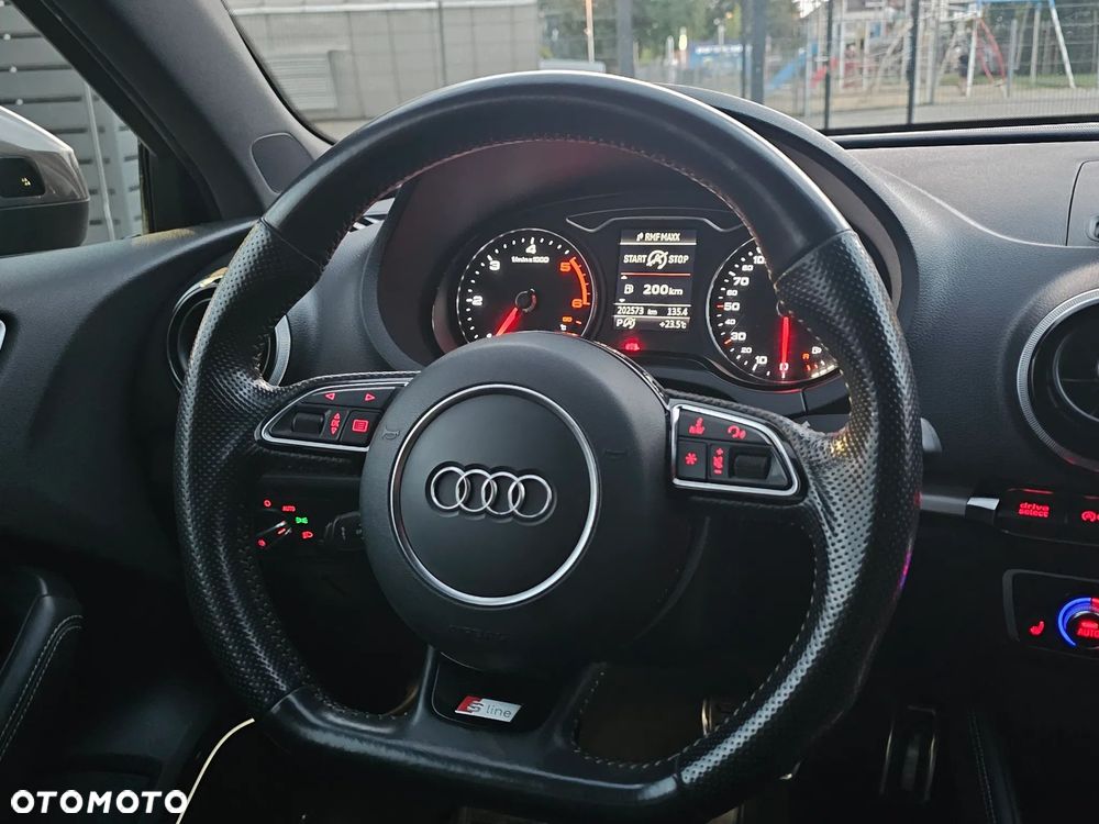Audi A3 Sportback 2.0 TDI clean diesel Quattro Ambiente S tronic - 12