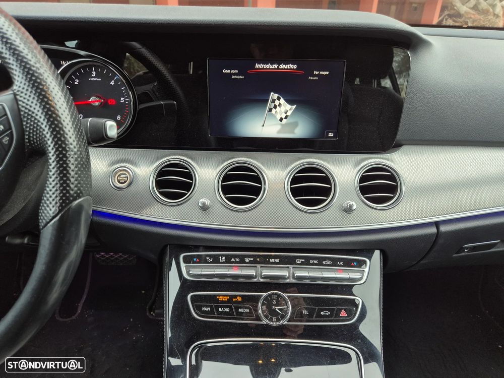 Mercedes-Benz E 220 d Avantgarde - 3