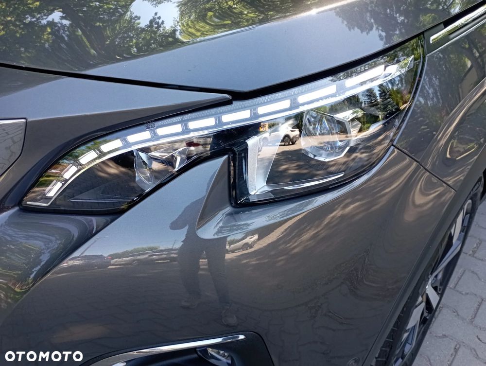 Peugeot 5008 1.6 PureTech Allure S&S EAT8 - 33