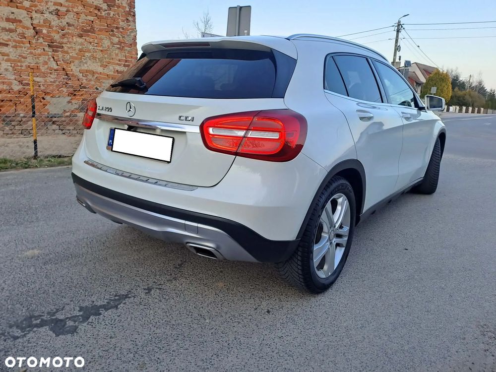 Mercedes-Benz GLA 200 (CDI) d - 5