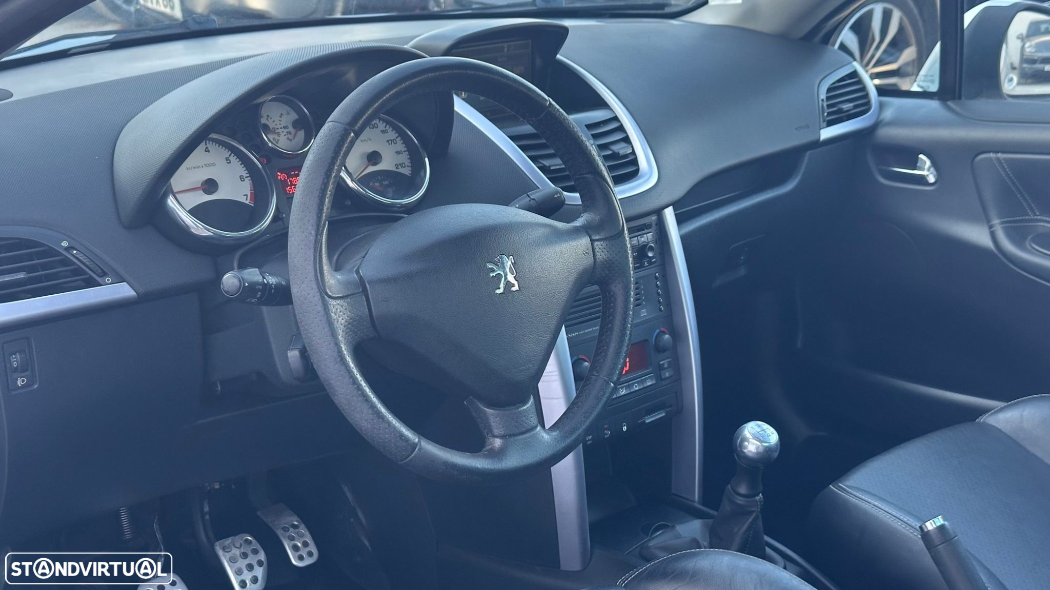 Peugeot 207 CC 1.6 THP 16V Sport - 12