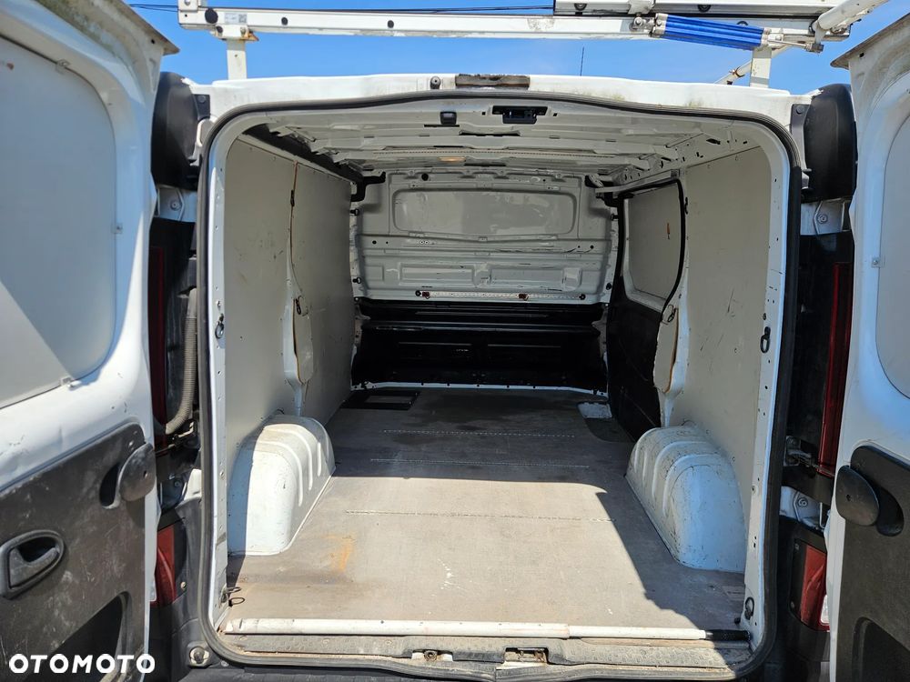 Opel Vivaro - 9