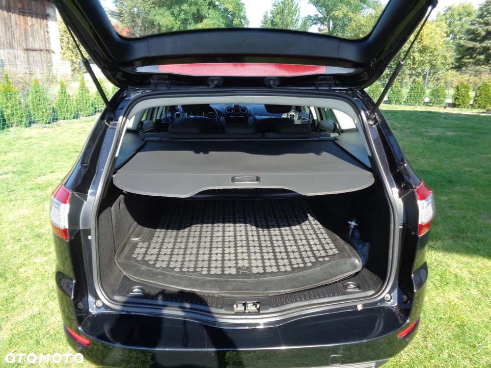Ford Mondeo - 9
