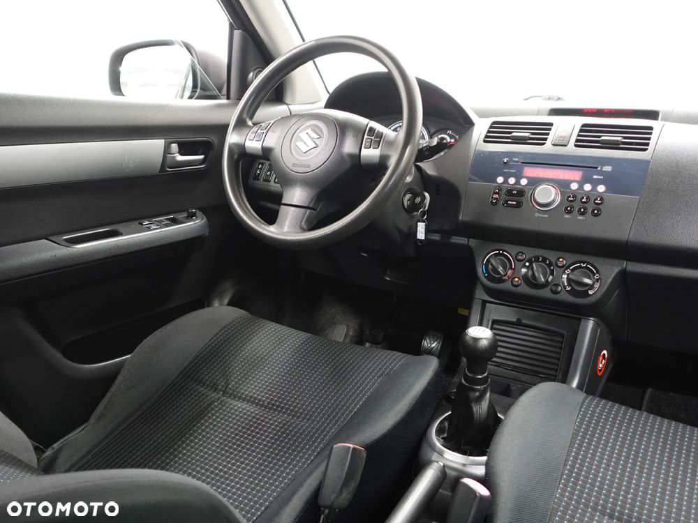 Suzuki Swift 1.5 Comfort - 30