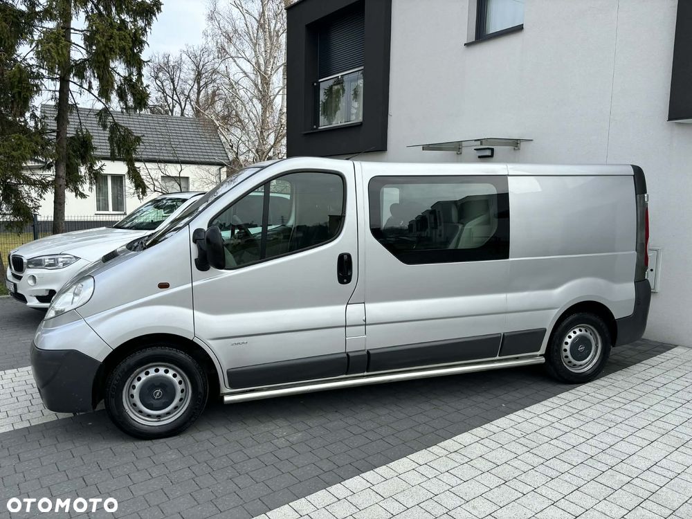 Opel Vivaro L2H1 2.9t - 13