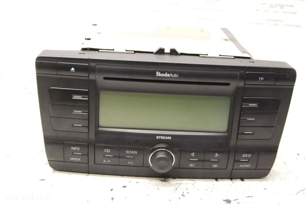 RADIO CD 1Z0035161A SKODA OCTAVIA II - 1