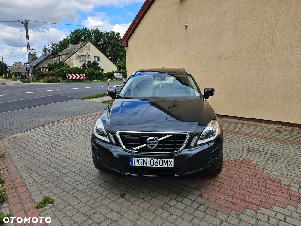 Volvo XC 60 D5 AWD Geartronic Summum - 6