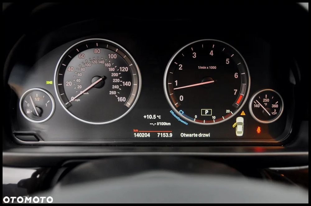 BMW Seria 5 528i - 37