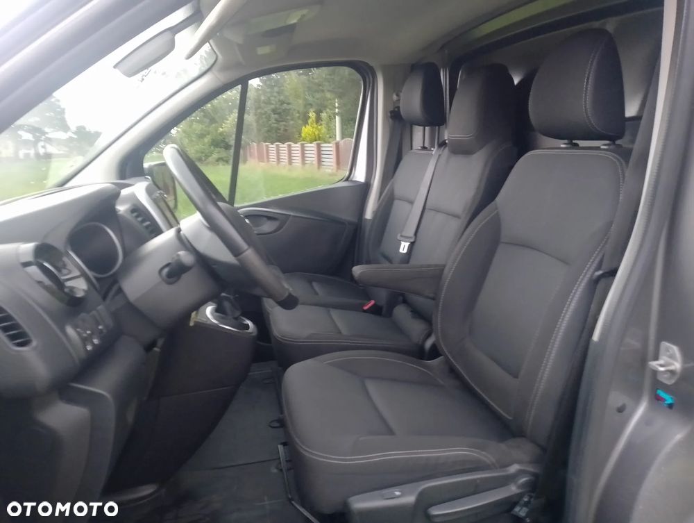 Nissan NV300 - 19