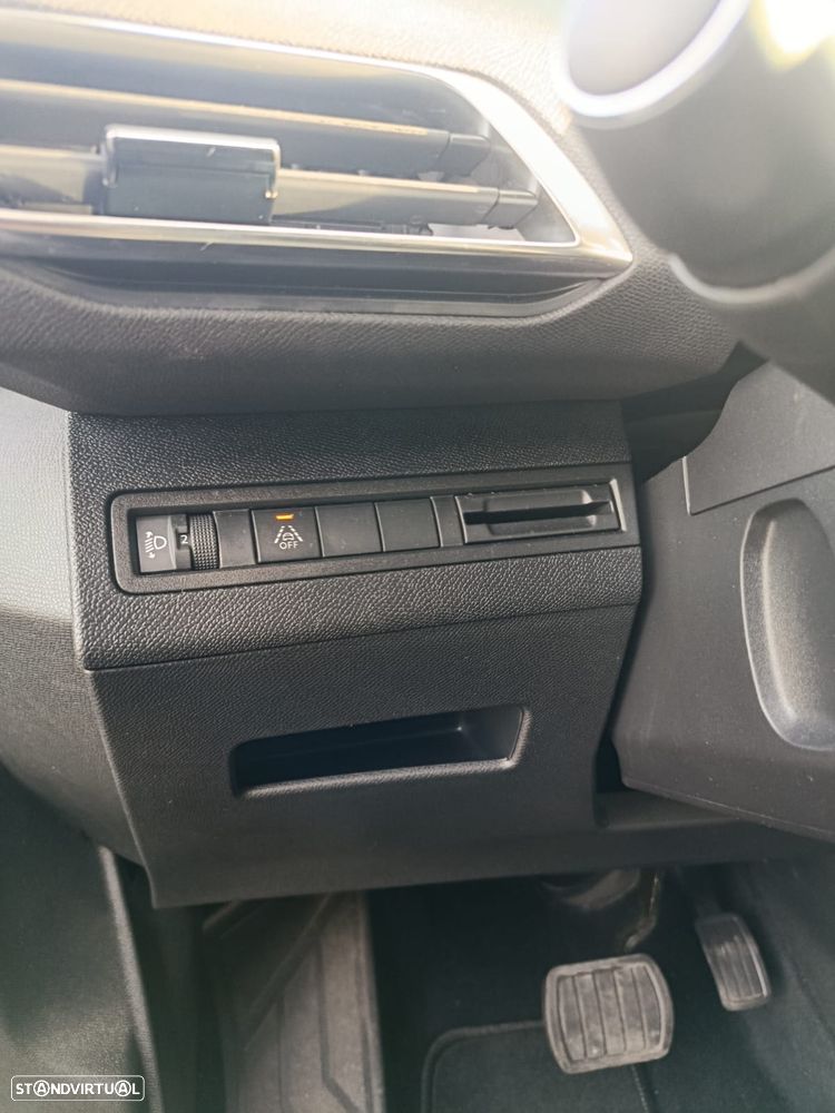 Peugeot 5008 PureTech 130 EAT8 Stop & Start Active Pack - 12