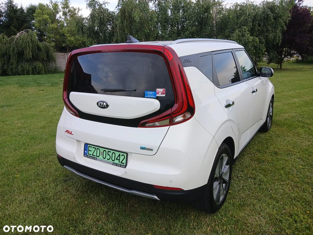 Kia Soul 64kWh XL - 7