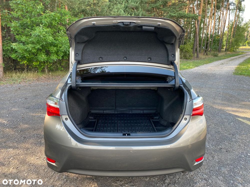 Toyota Corolla 1.6 Comfort - 6