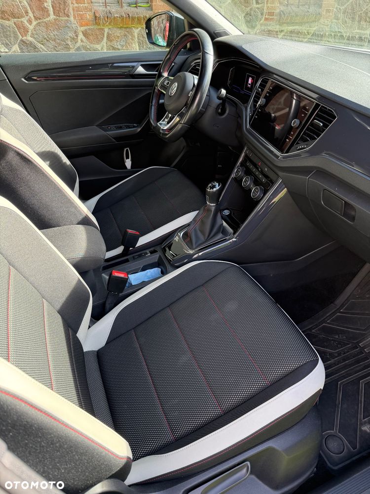 Volkswagen T-Roc 1.5 TSI GPF ACT Premium - 18