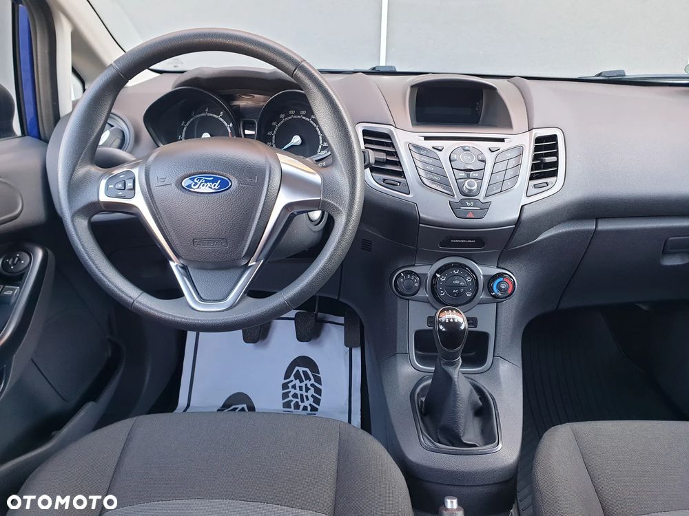 Ford Fiesta - 11