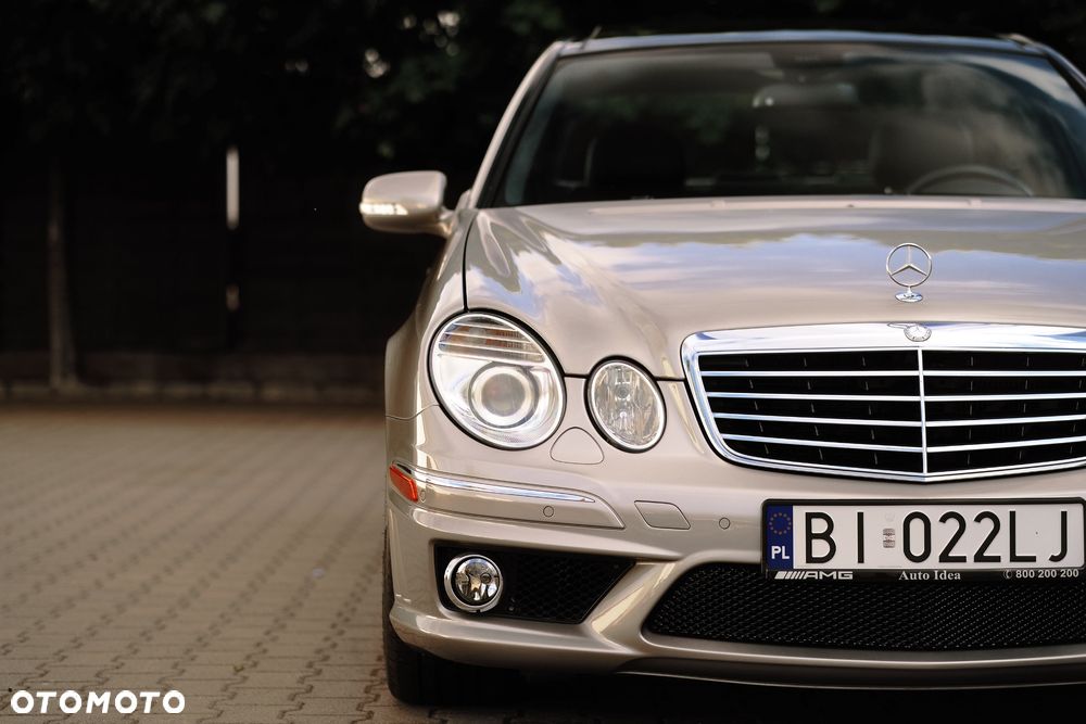 Mercedes-Benz Klasa E 63 AMG - 17