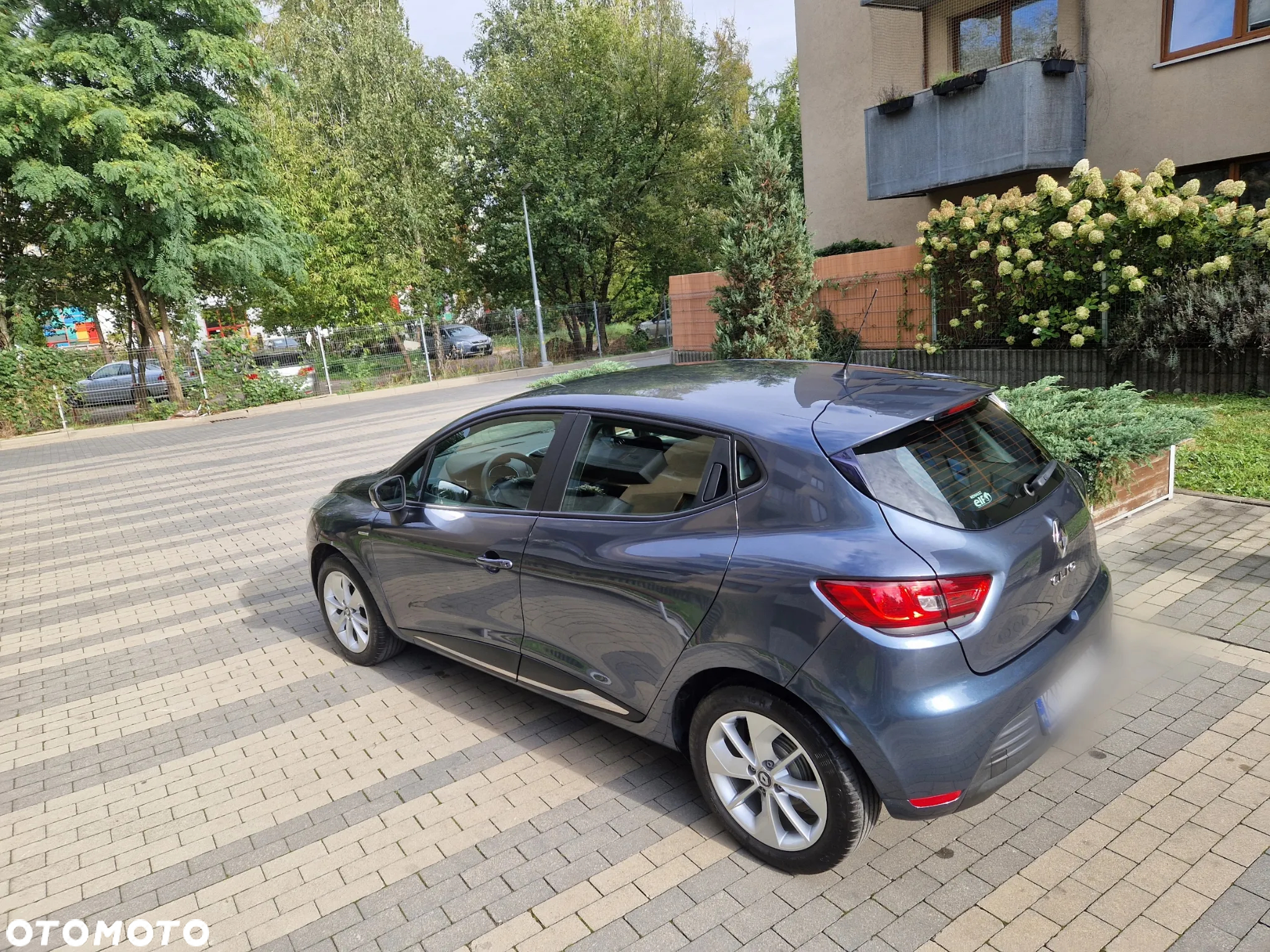Renault Clio 0.9 Energy TCe Life - 12