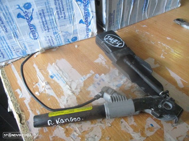 Pre-Tensor 8200378161 RENAULT KANGOO 2005 FD - 3