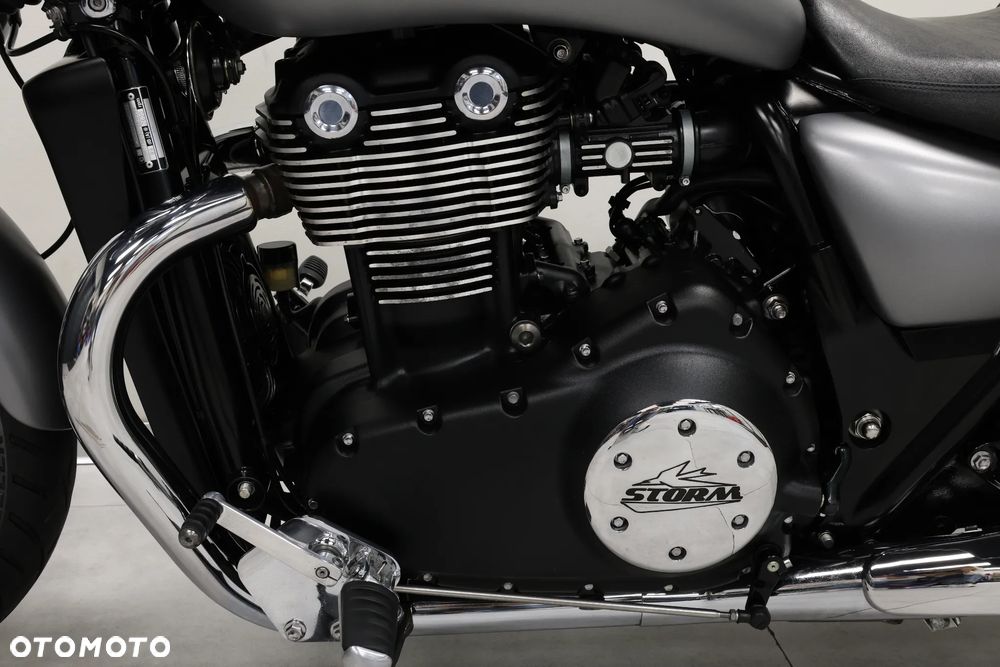 Triumph Thunderbird - 27