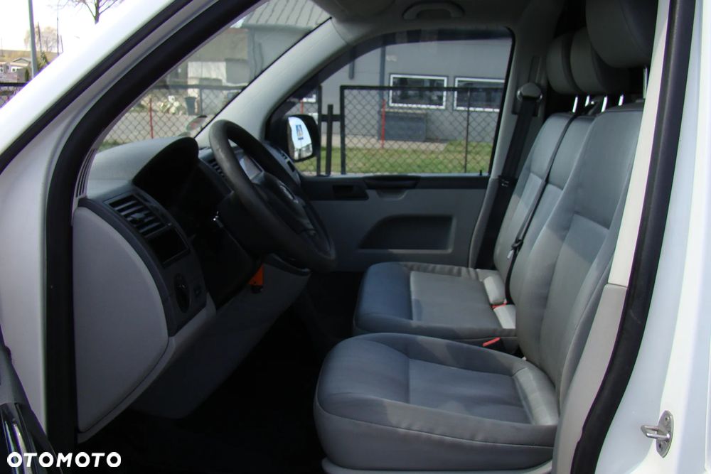 Volkswagen Transporter - 6
