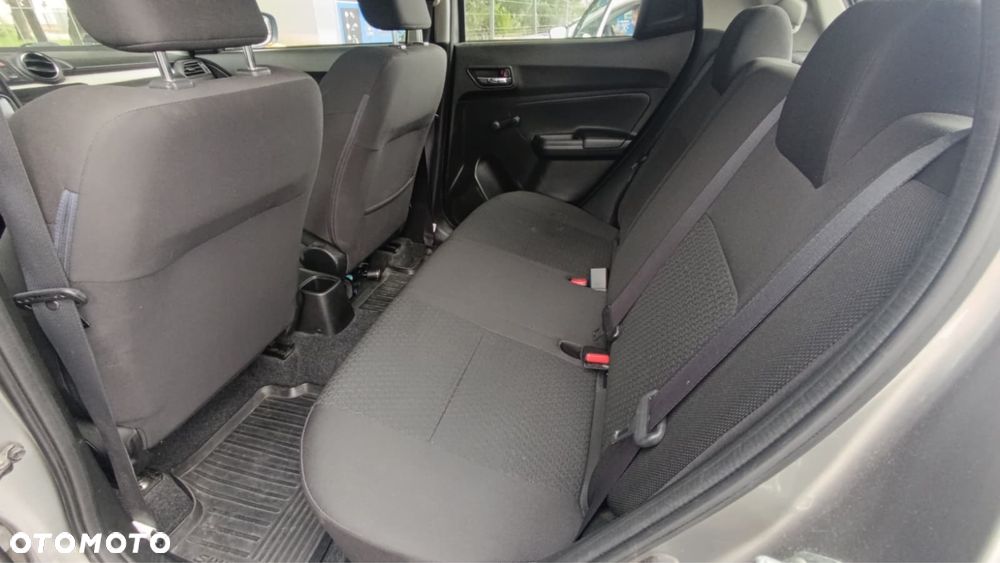 Suzuki Swift - 7