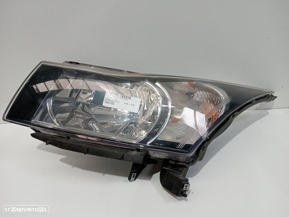 FAROL ESQUERDO CHEVROLET CRUZE - 1