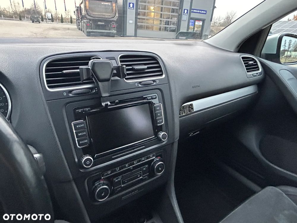 Volkswagen Golf 1.4 TSI Highline - 23