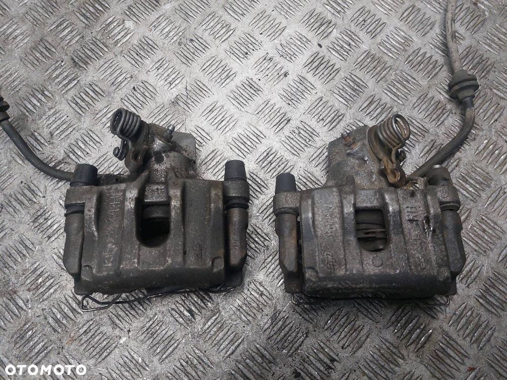 TARCZE HAMULCOWE PRZÓD TYŁ + ZACISK PRZÓD TYŁ FORD FOCUS MK2 1.6 TDCI - 15