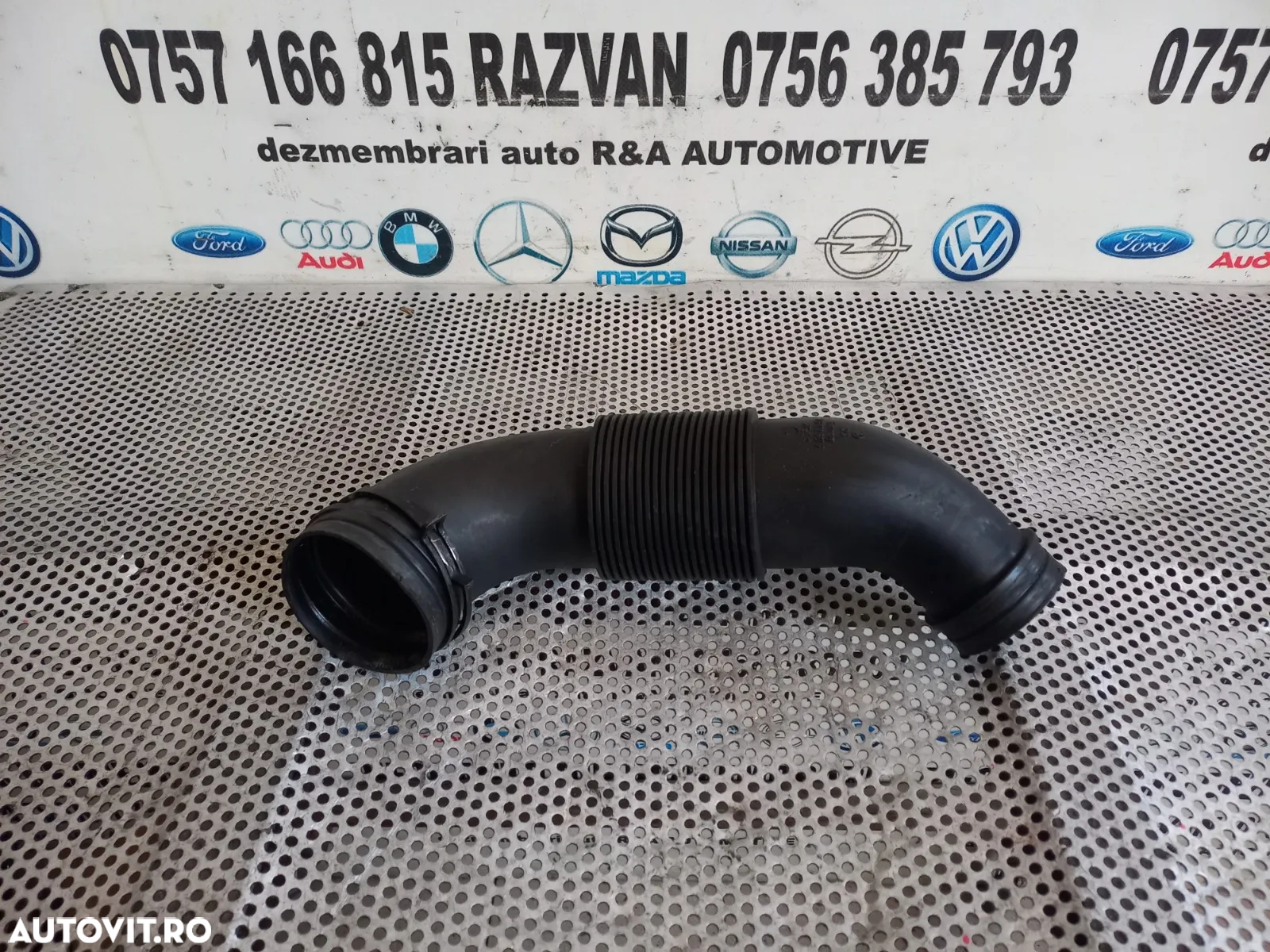 Tub Tubulatura Conducta Admisie Cod 7LF Audi Q7 Vw Touareg 7L Dezmembrez Audi Q7 3.0 Tdi Motor BUG - 3