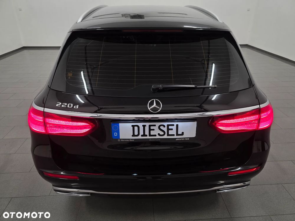 Mercedes-Benz Klasa E 220 d 9G-TRONIC AMG Line - 36