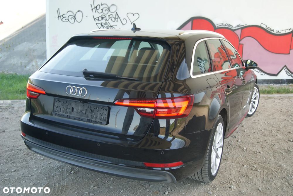 Audi A4 Avant 2.0 TDI ultra S tronic sport - 8