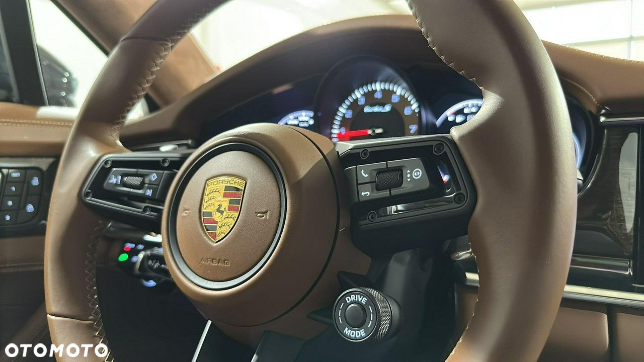 Porsche Panamera - 20