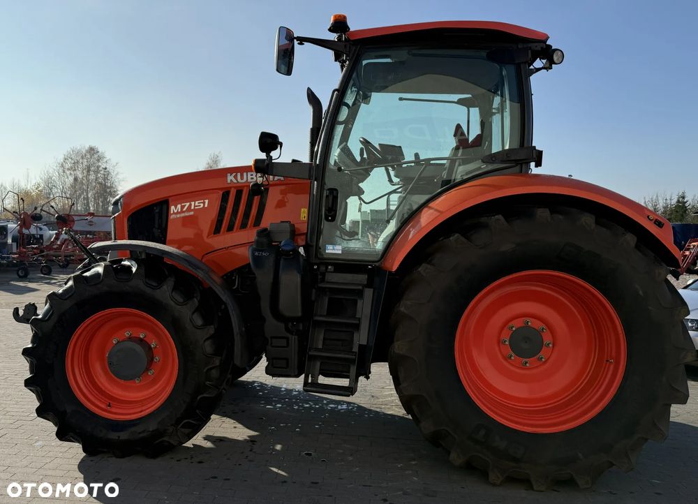 Kubota M7-151 Premium - 5