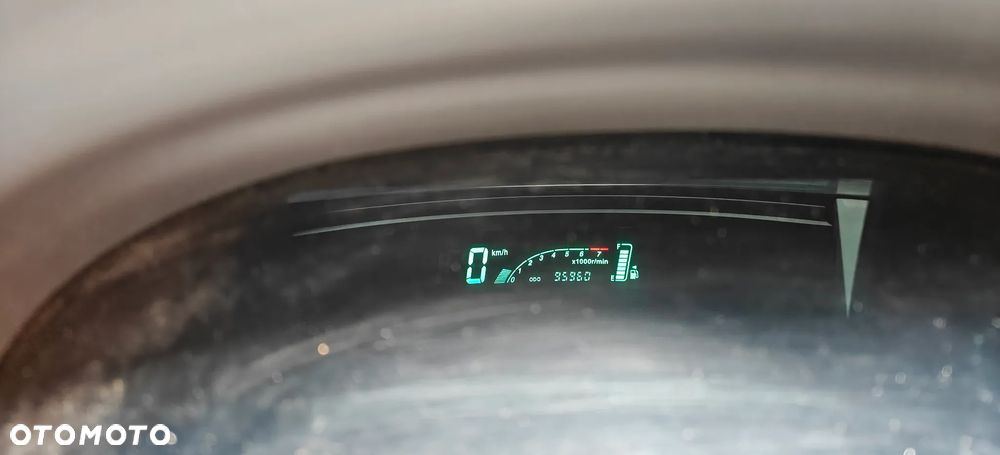 Toyota Yaris 1.0 Base - 4