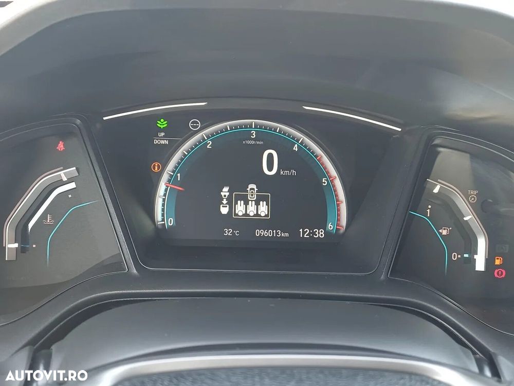 Honda Civic 1.6 i-DTEC 6MT Comfort - 18