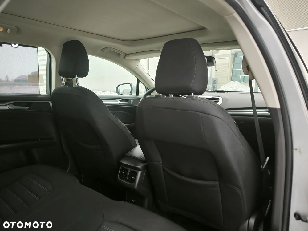 Ford Mondeo SW 2.0 TDCi Trend PowerShift - 9