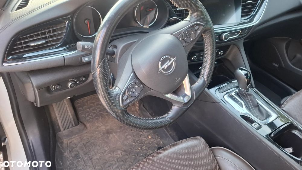 Opel Insignia - 17