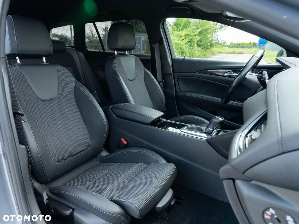Opel Insignia 2.0 CDTI automatik Innovation - 20