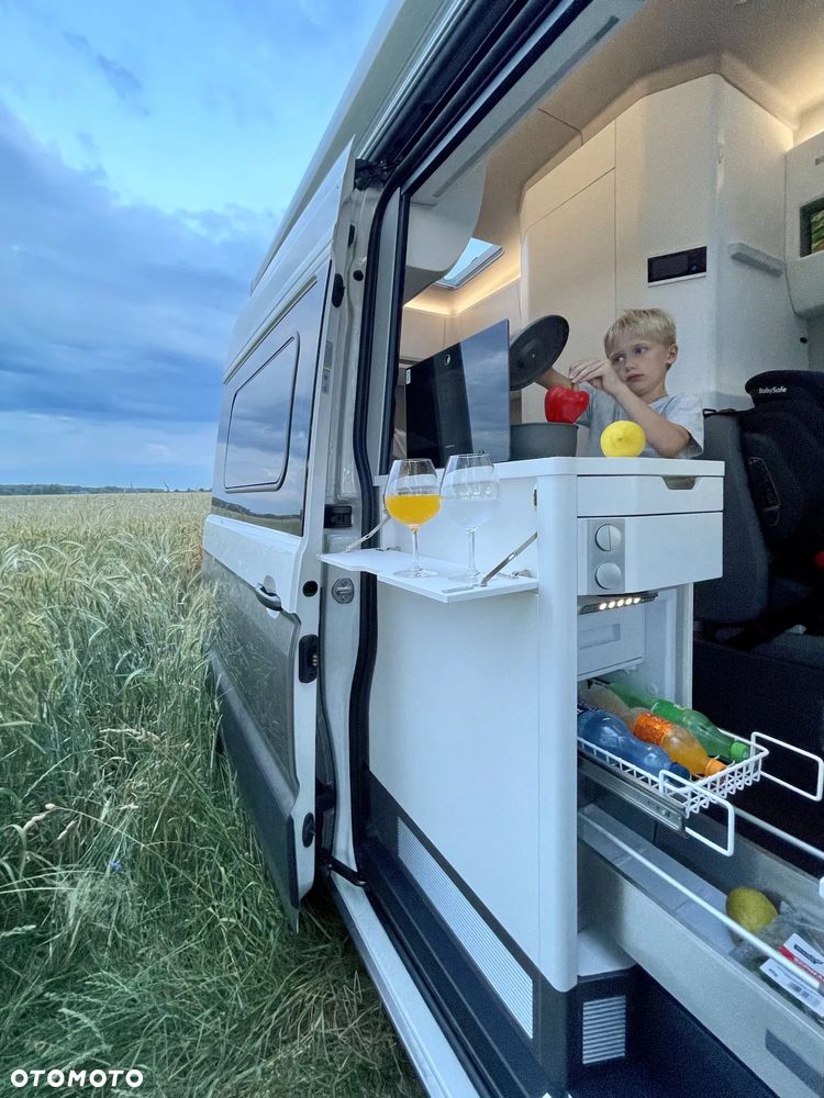 Volkswagen Grand California - 34