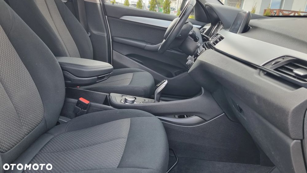 BMW X1 xDrive18d - 21