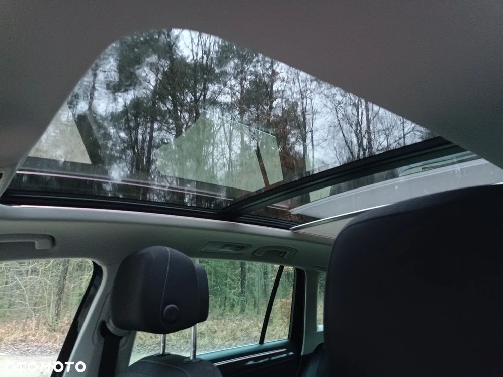 Volkswagen Tiguan 2.0 TDI SCR R-Line - 22