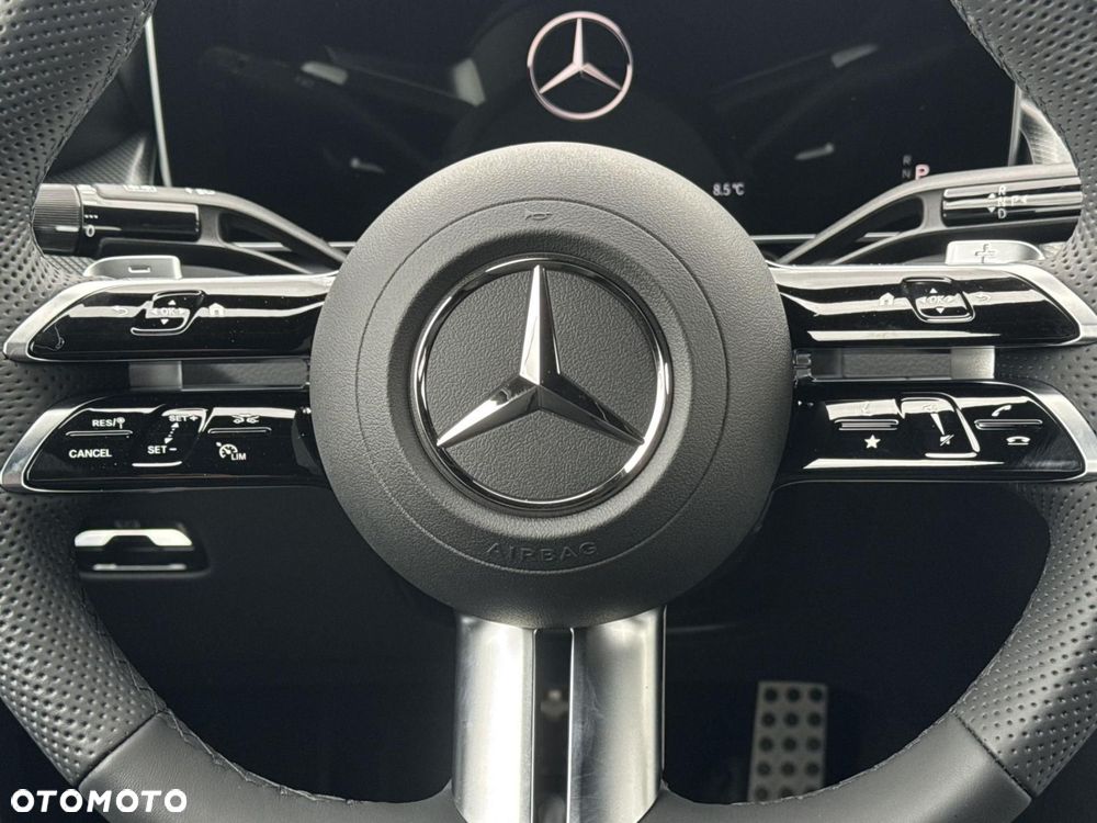 Mercedes-Benz GLC - 14