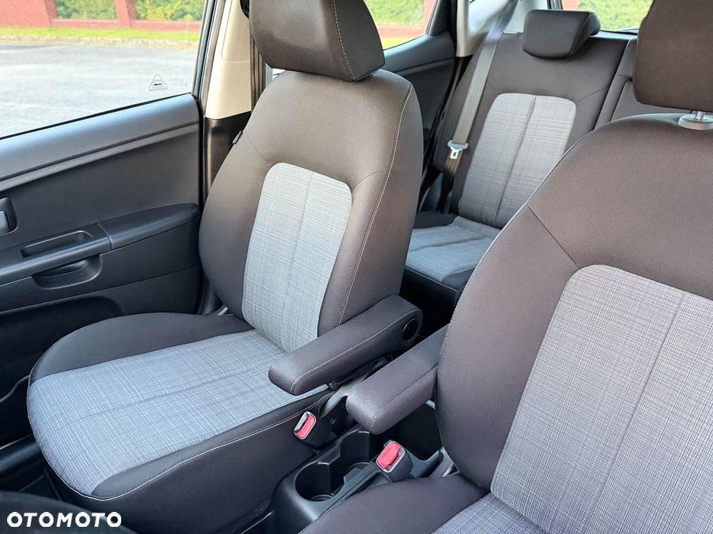 Kia Venga 1.6 XL - 29