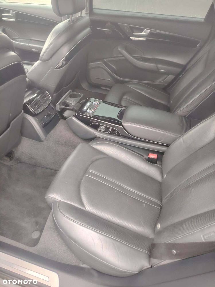Audi A8 4.2 FSI L Quattro - 6