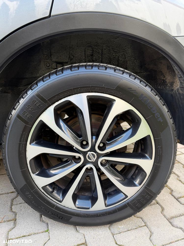Nissan Qashqai - 10